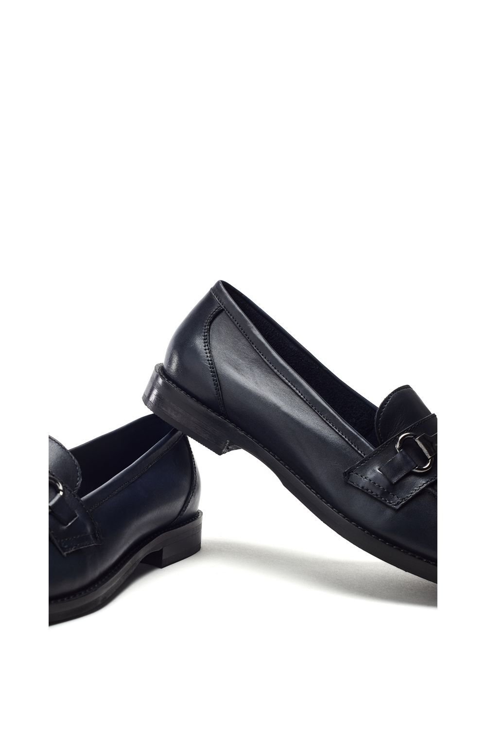 Moda In Pelle Moda In Pelle Women's 'Elarra' Leather Loafers in Navy - 4