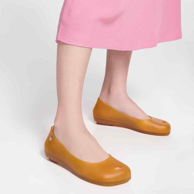 Melissa Shoes Melissa Shoes Women's Nova Ultragirl Flats in Camel - 2