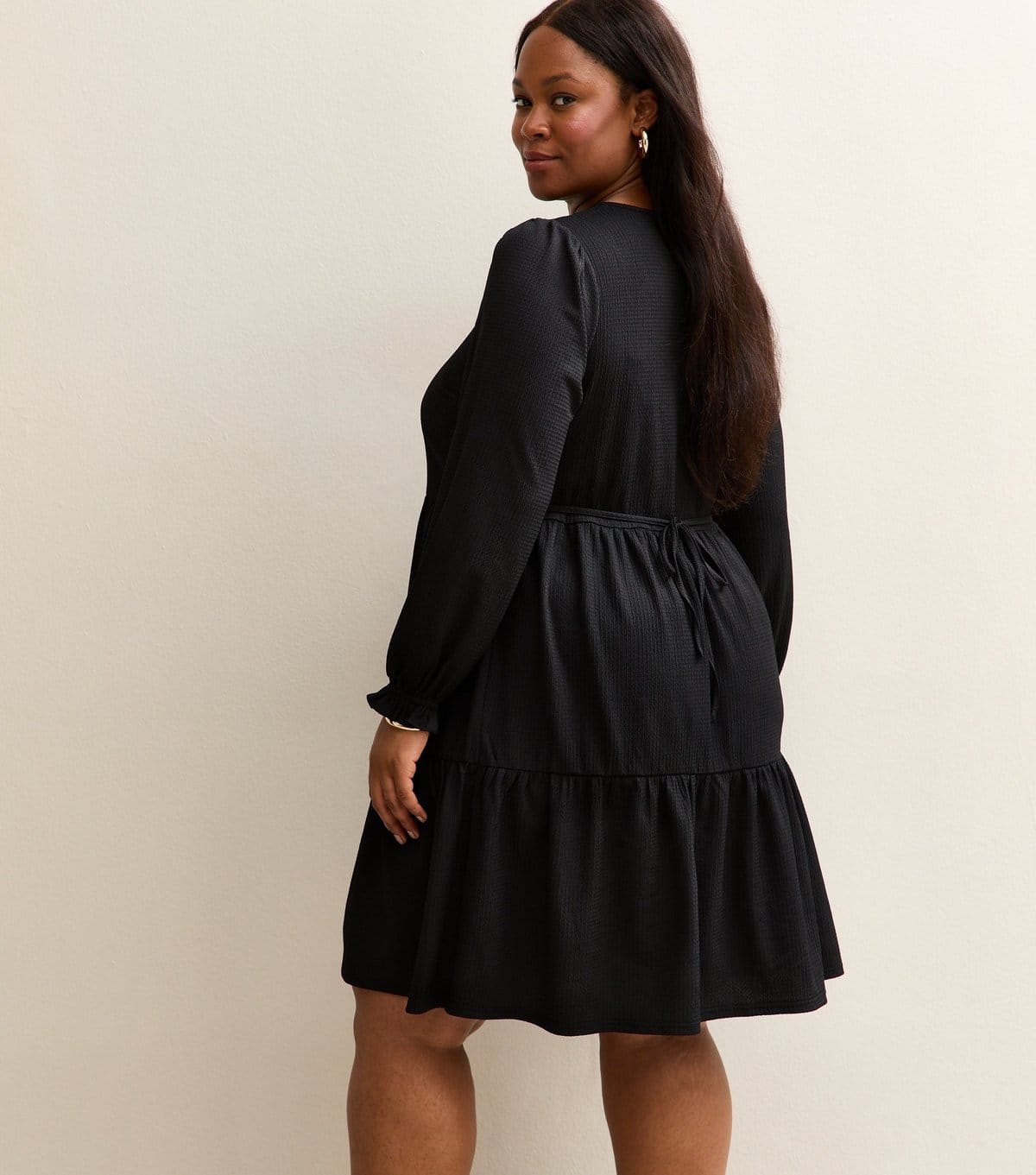 New Look Women's Plus Size Black Crinkled Jersey Mini Dress Curves New Look - 4