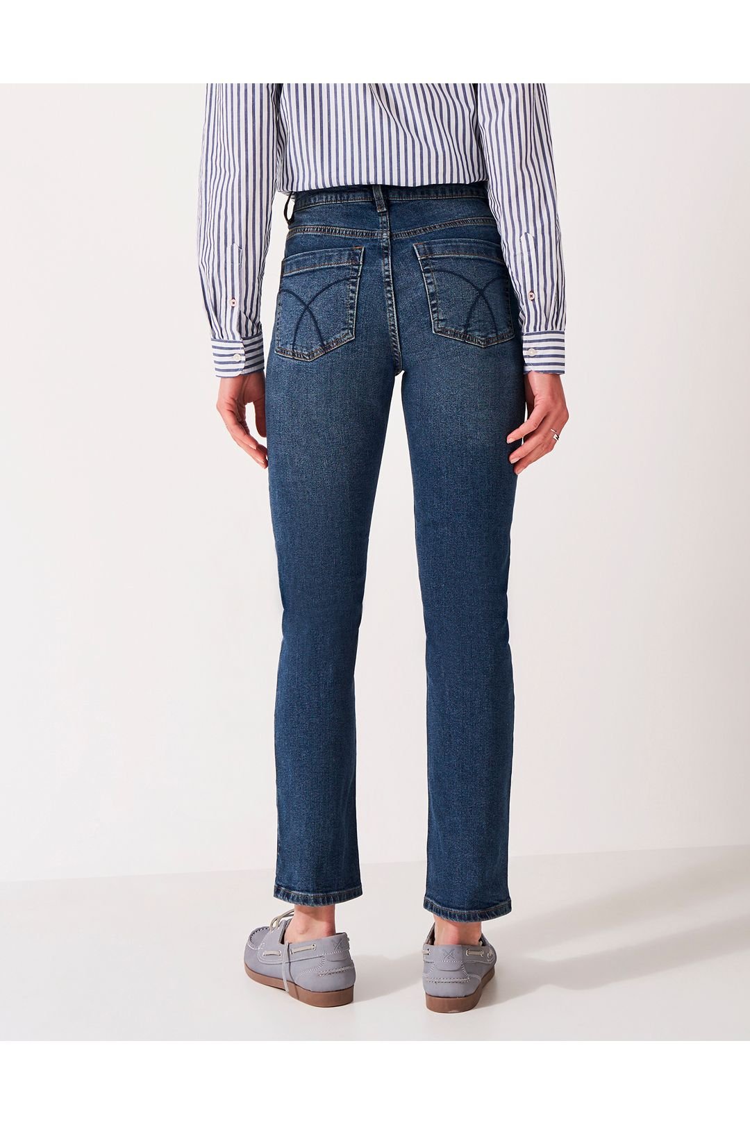 Crew Clothing Crew Clothing Women's Straight Leg Jean Midwash Blue - 3