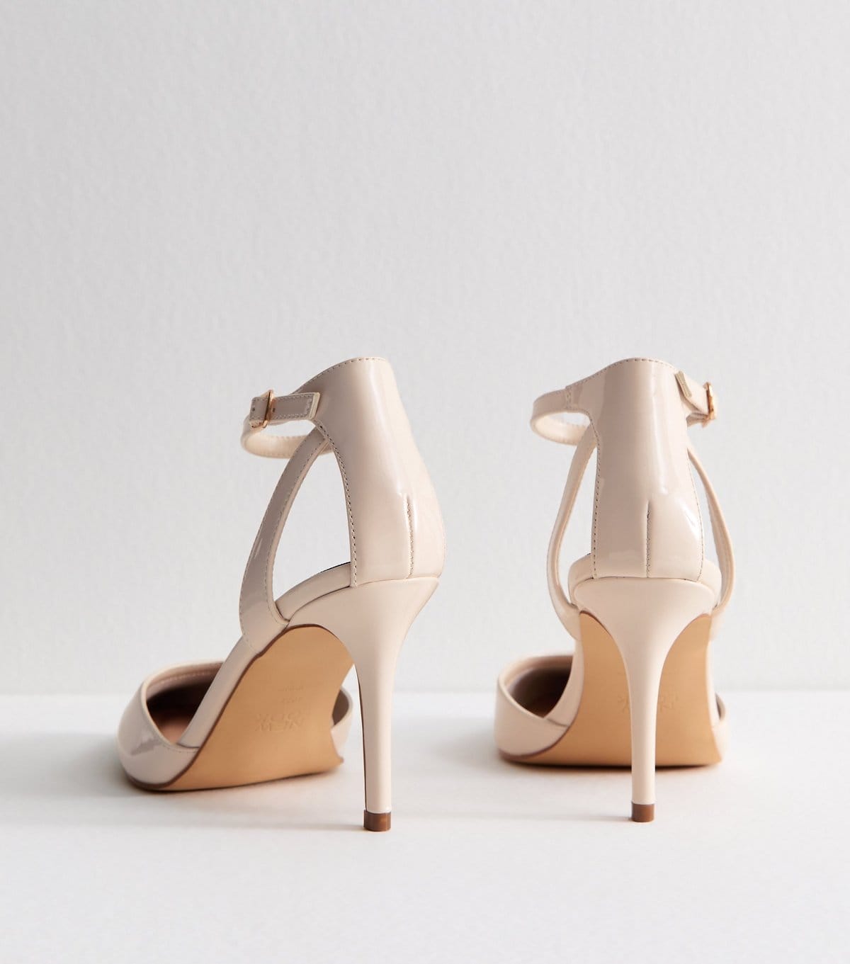 New Look Women's Wide Fit Off White Faux Patent Leather Pointed Toe Ankle Strap Pumps Vegan New Look - 4