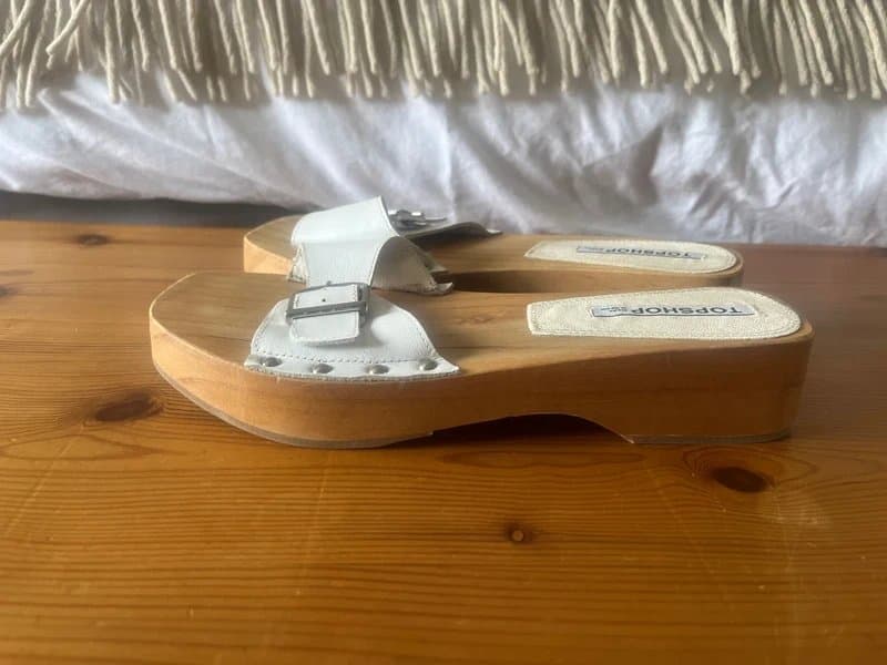 Topshop White Topshop clogs size 6