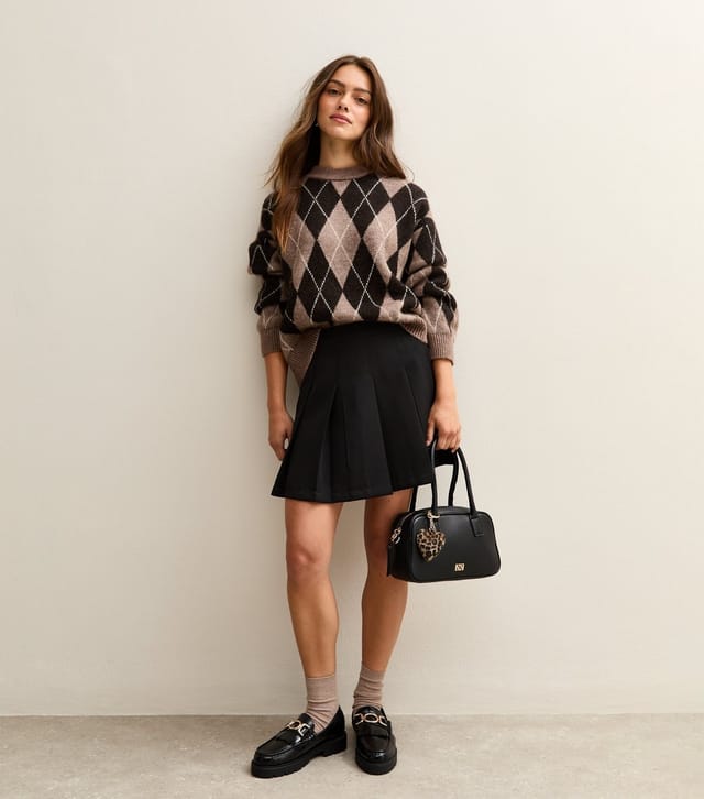 New Look Women's Petite Black Pleated Mini Skirt New Look - 2