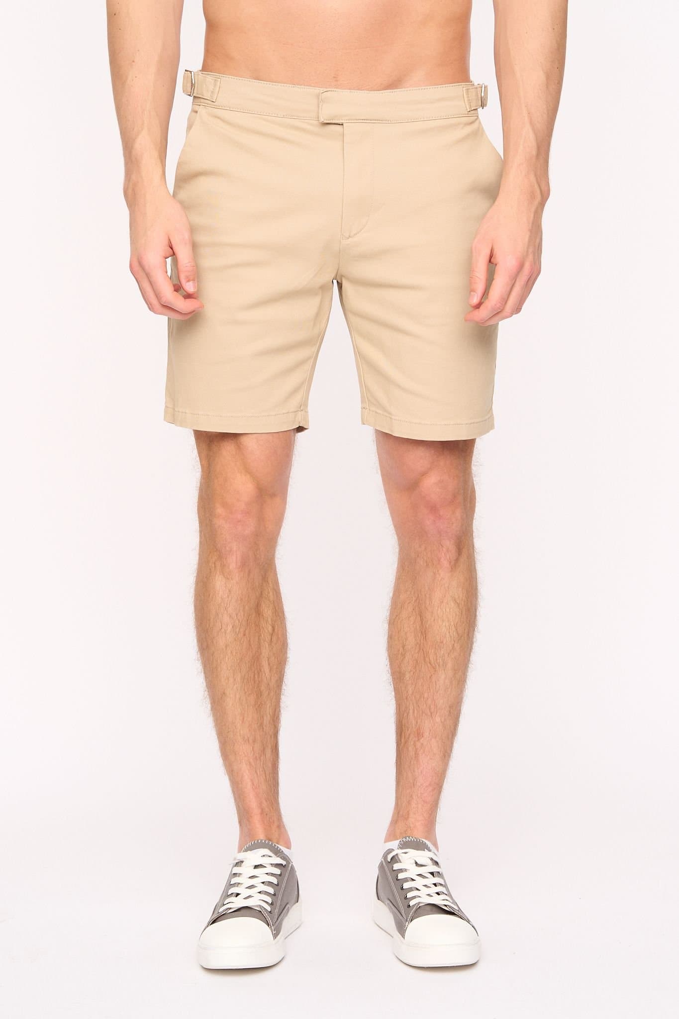 Duck&Cover Duck&Cover Men's Everett Slim-Fit Stretch Tailored Chino Shorts in Light Stone