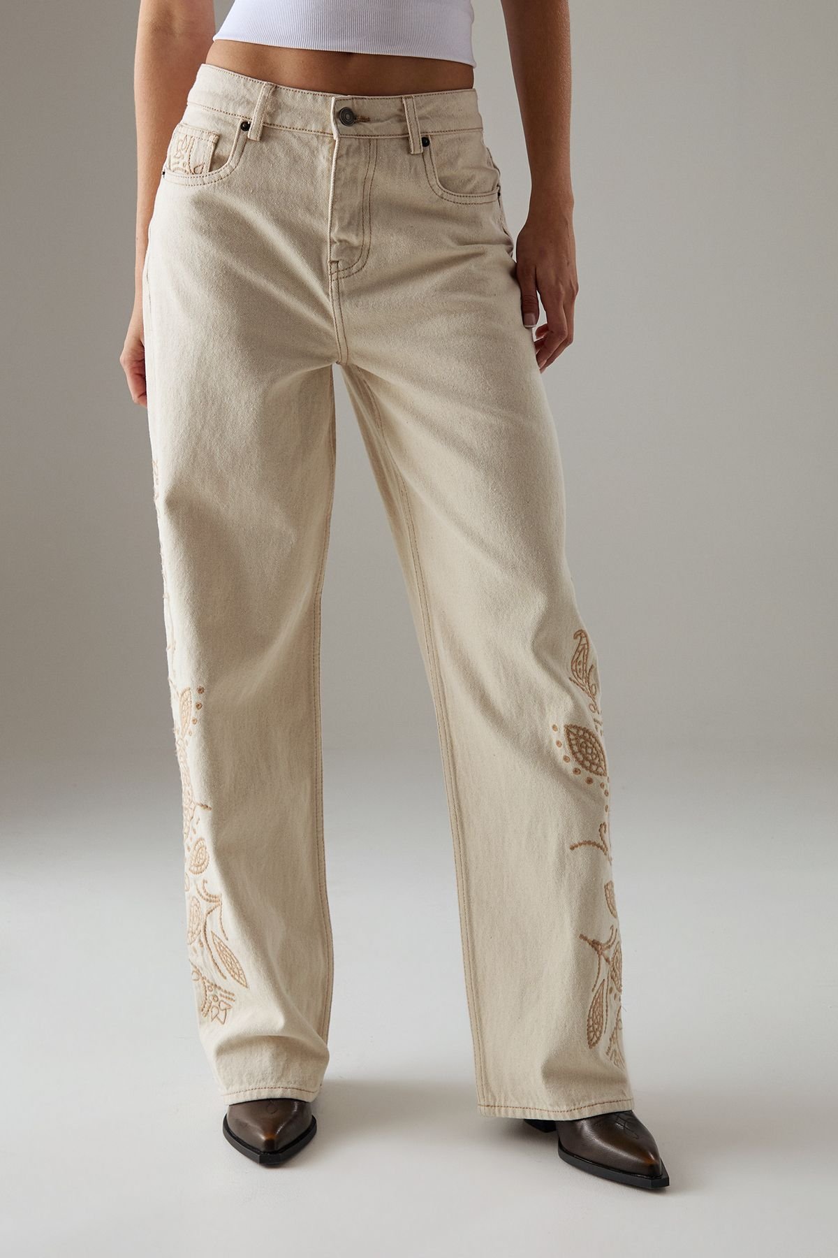 Warehouse Warehouse Women's Embroidered Denim Dad Jeans in Ecru - 2