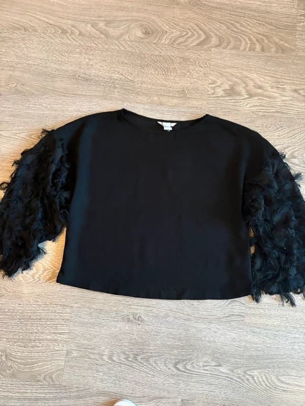 H&M Black Feather Sleeve Crop Top Blouse UK 4-6 / EU 32 Statement Party Evening Chic