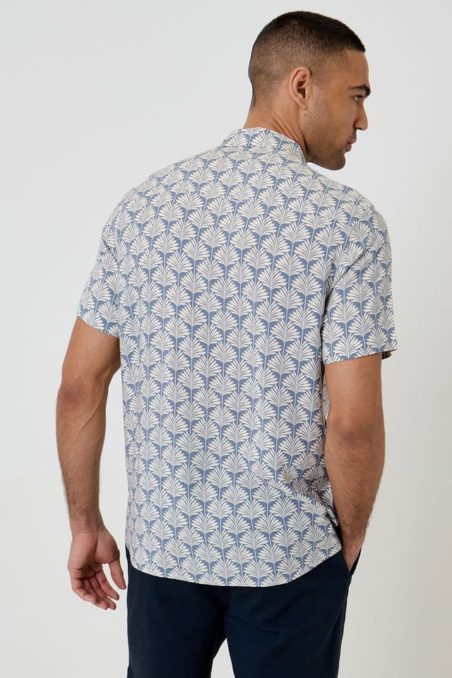 Threadbare Threadbare Men's Linear Leaf Print Short Sleeve Shirt in Blue - 2