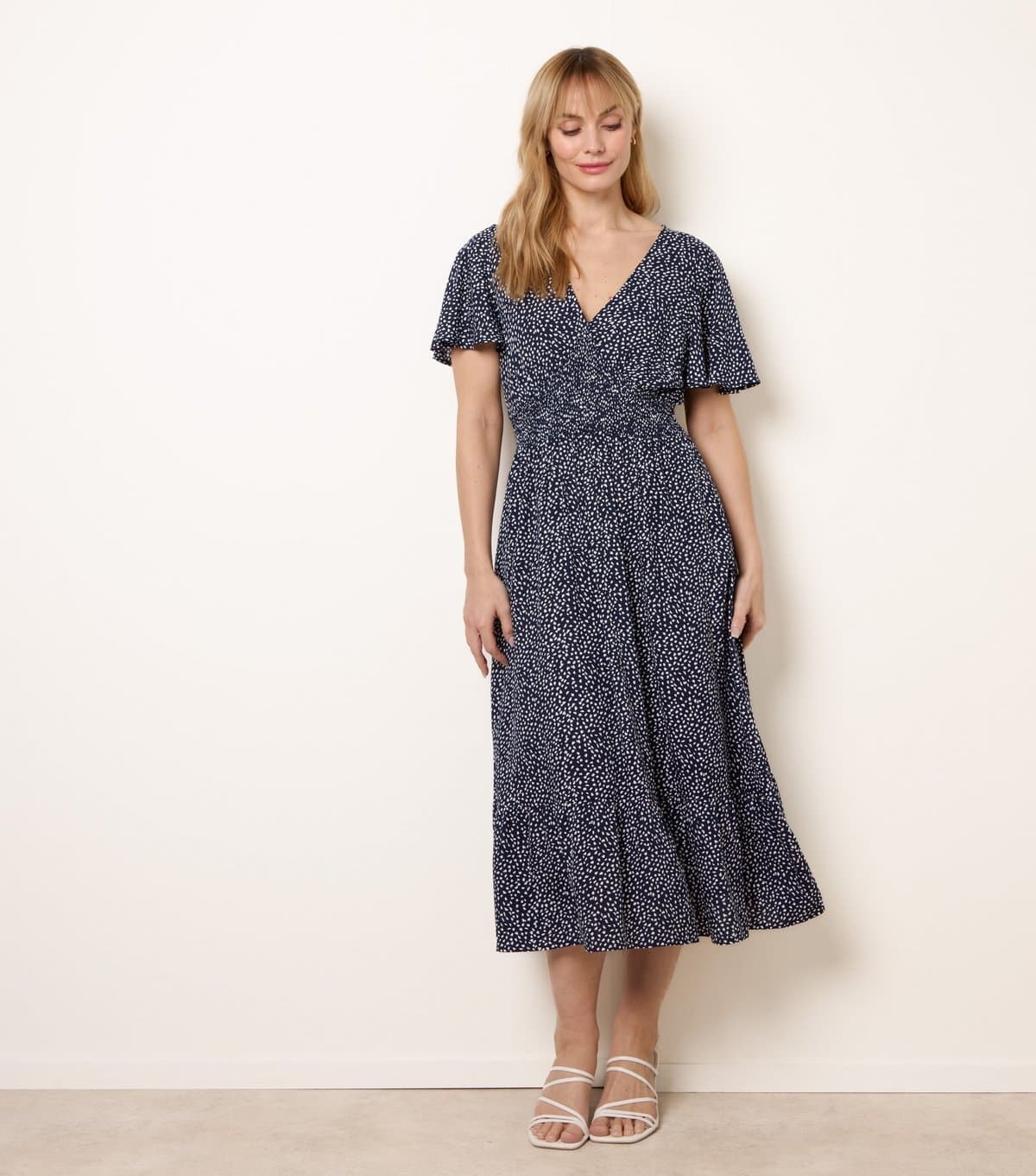 Blue Vanilla Women's Navy Angel Sleeve Shirred Waist Midi Dress Blue Vanilla New Look