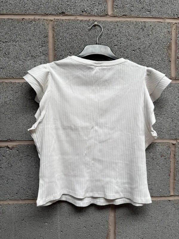 New Look O119L) New Look size 20 white shirt with ruffled sleeves