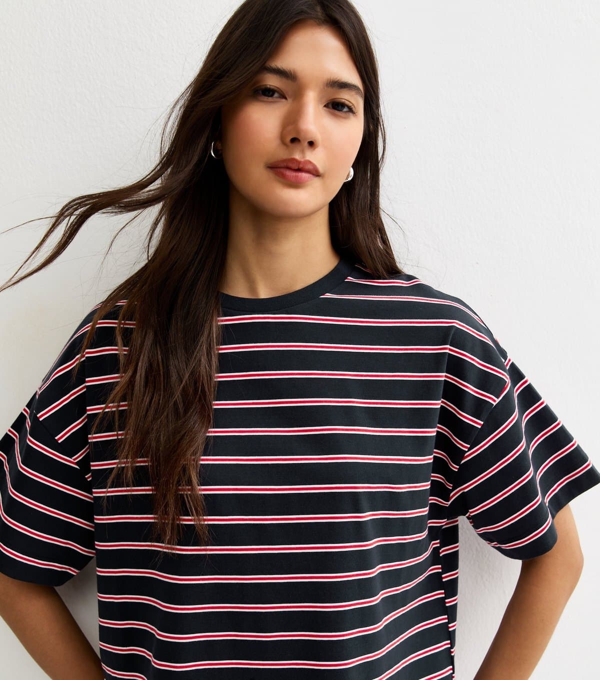 New Look Women's Navy Striped Boxy Crew Neck T-Shirt New Look
