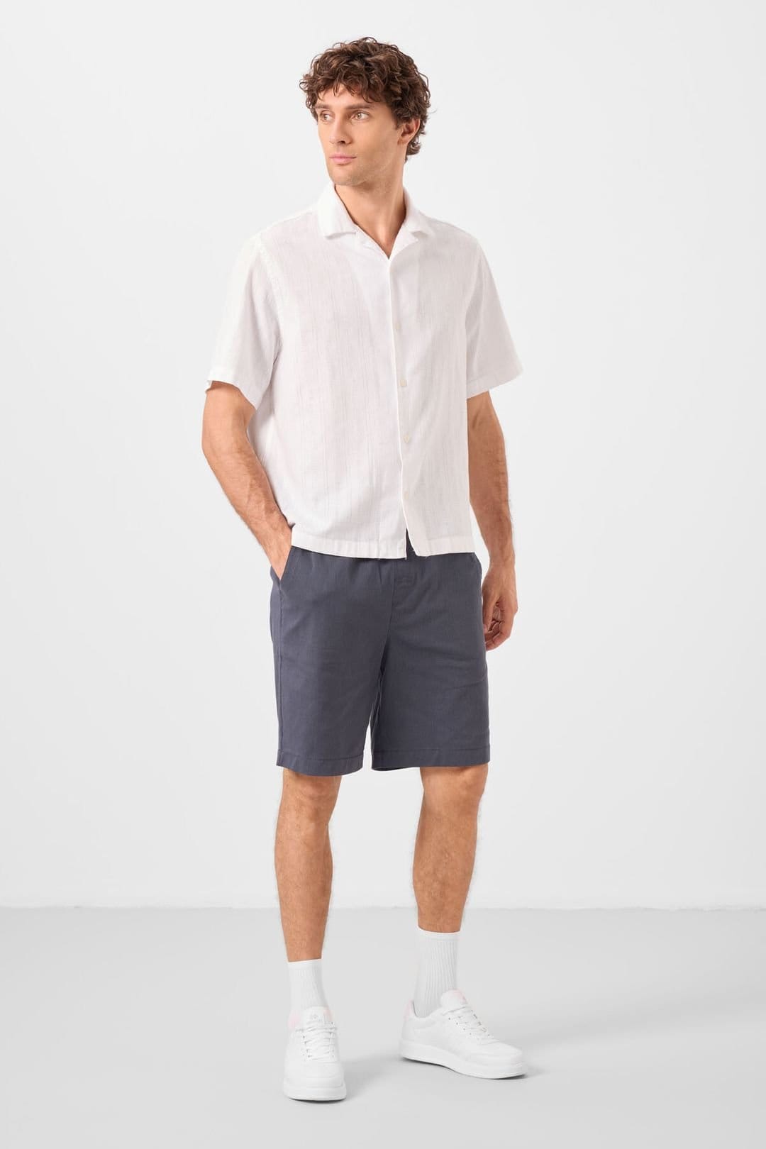 Tommy Life Tommy Life Men's Regular Fit Chino Shorts in Charcoal - 4
