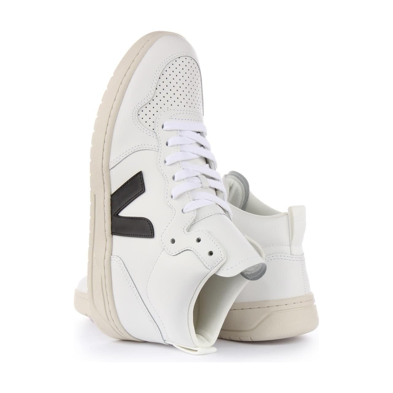 Veja Veja Men's 'V-15 Leather' Leather Trainers in White - 4