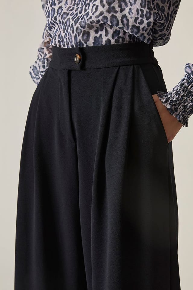 James Lakeland James Lakeland Women's Navy Wide Leg Suit Trousers in Dark Navy - 3