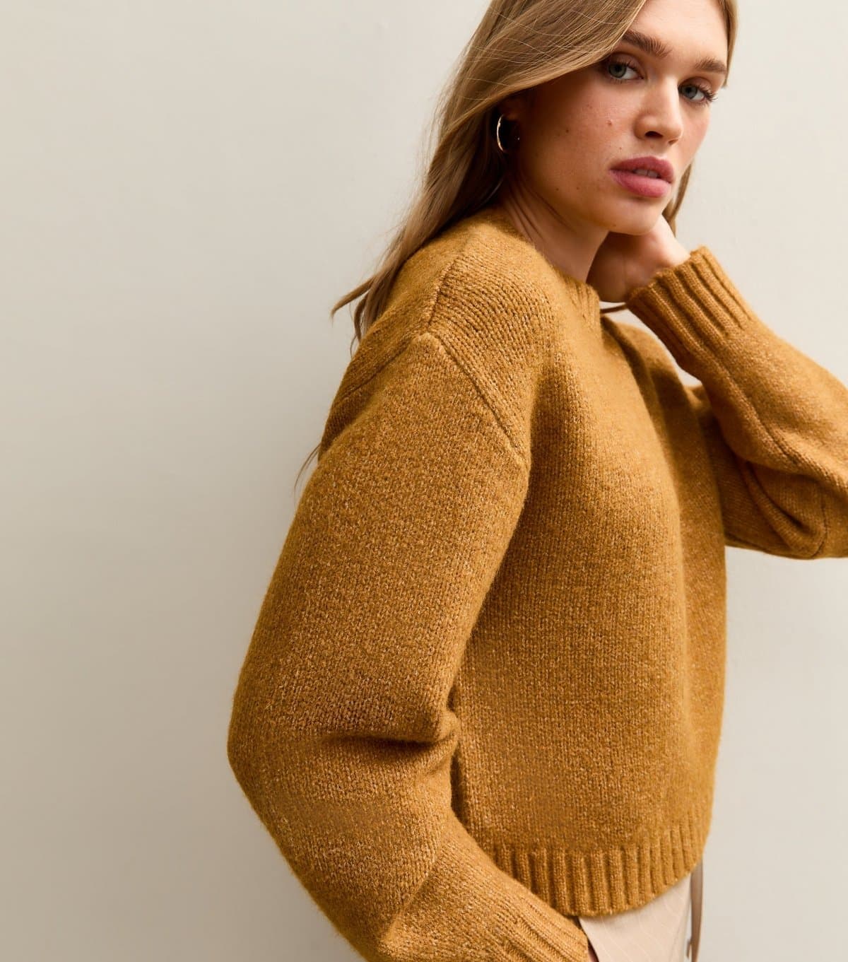 New Look Women's Dark Yellow Short Midweight Knit Jumper New Look