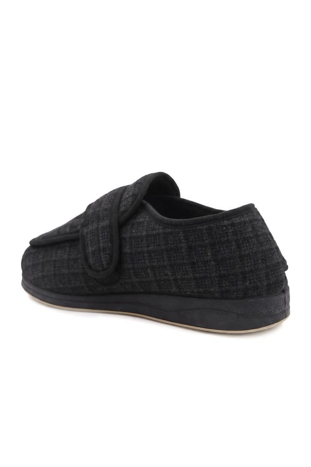 Pavers Pavers Men's Wide Fit Dual Touch Fasten Slippers in Black - 3