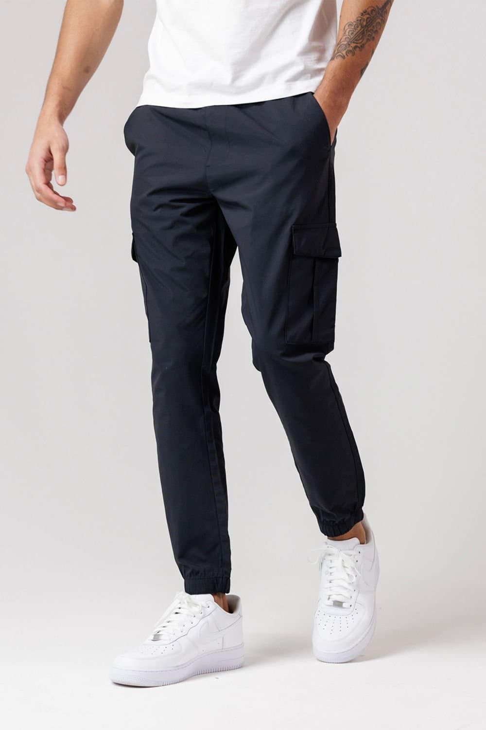 French Connection French Connection Men's Nylon Tech Cuffed Cargo Trousers in Navy