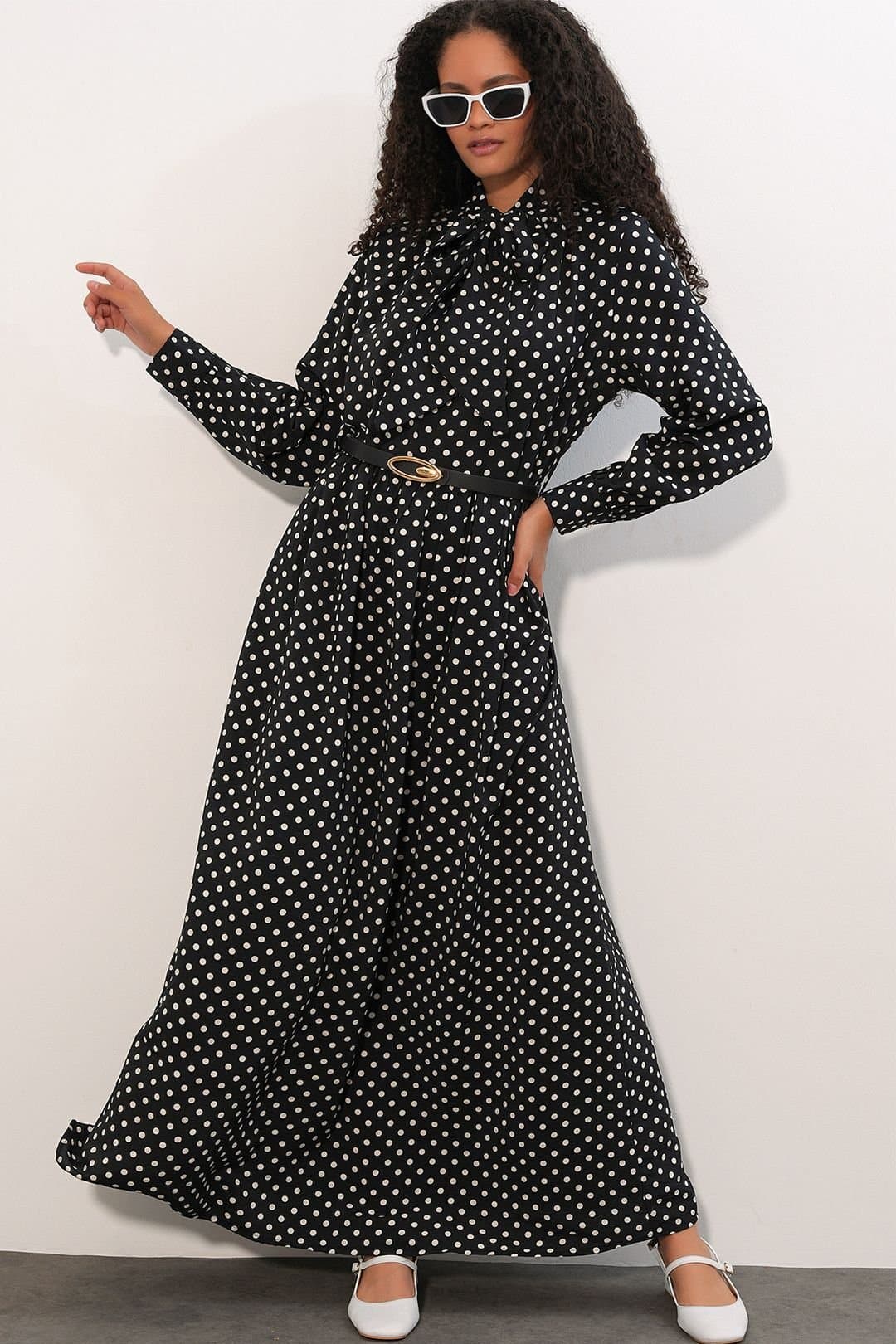 Big Dart Big Dart Women's Polka Dot Maxi Shirt Dress in Black