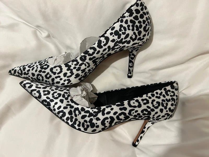 ASOS Design ASOS Design Wide Fit Mid Heel Court Shoes in White Leopard Print - Size 7
