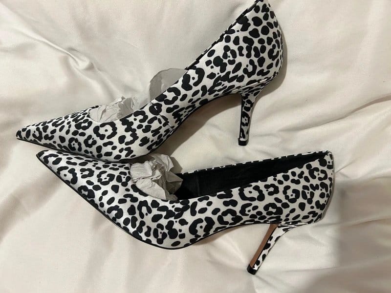 ASOS Design ASOS Design Wide Fit Mid Heel Court Shoes in White Leopard Print - Size 7 - 1