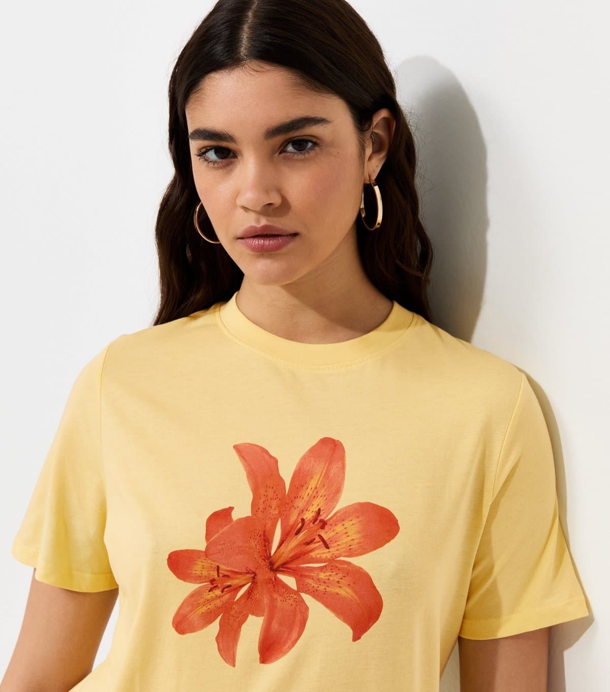 New Look Women's Light Yellow Cotton Tiger Lily Print Relaxed T-Shirt New Look