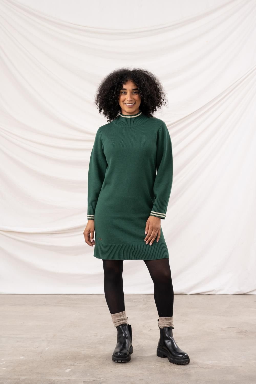 Lighthouse Clothing Lighthouse Clothing Women's Vanessa Dress in Dark Green - 2