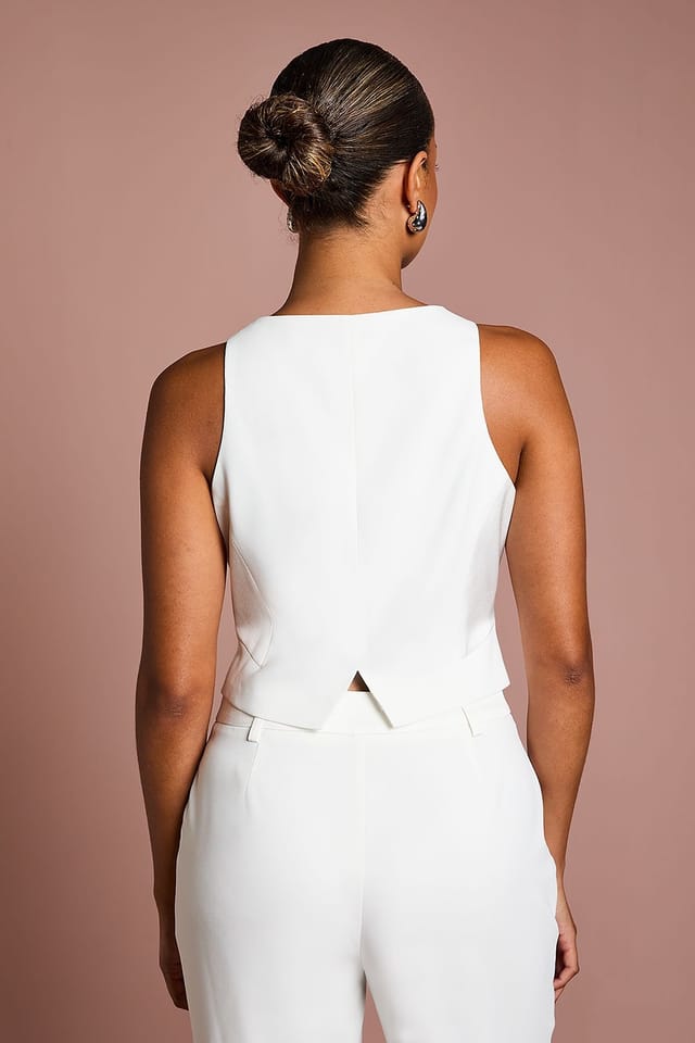 Coast Coast Women's Petite Premium Tailored Bridal Waistcoat in Ivory - 3