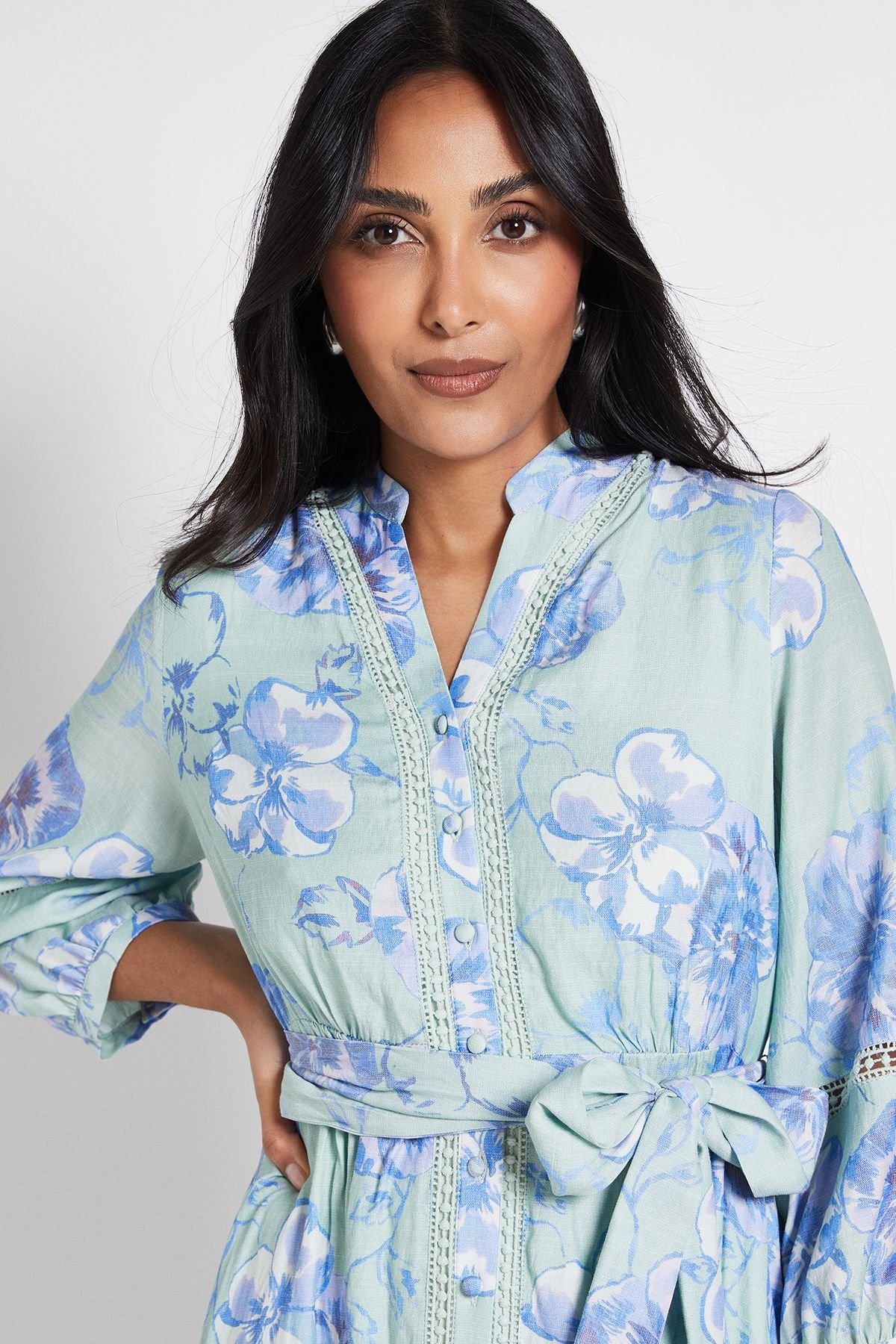 Wallis Wallis Women's Petite Floral Lace Insert Collarless Shirt Dress in Sage - 4