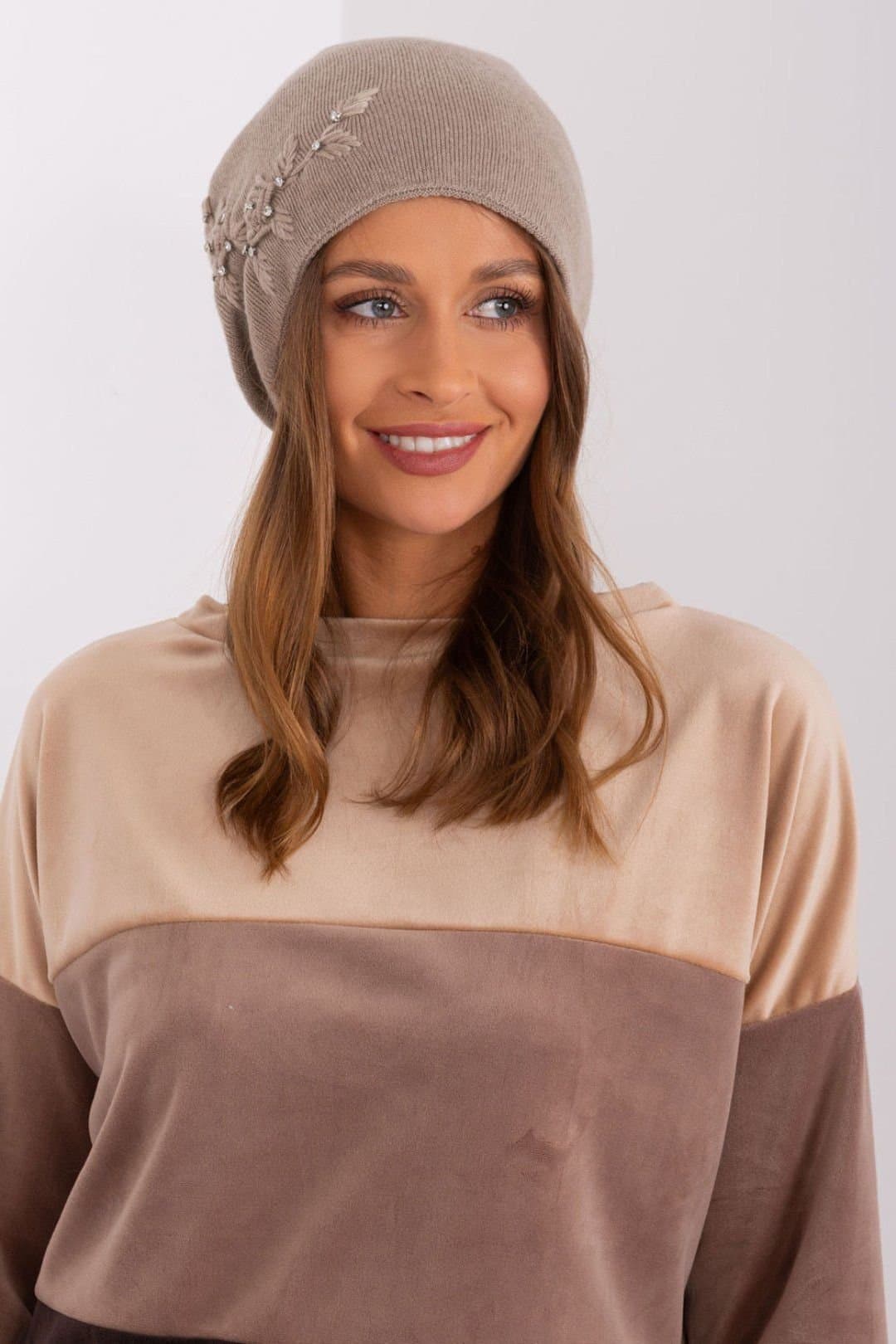 Love Lace Love Lace Women's Warm Smooth Knit Fitted Winter Hat with Side Applique Decor Style in Beige