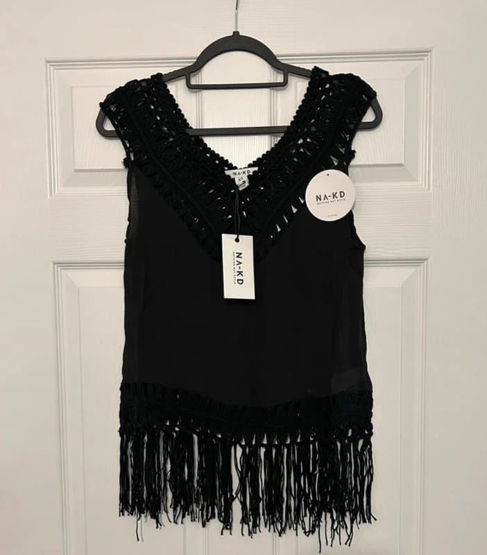 NA-KD NA-KD Black Fringe Tassel Crochet Trim Top Size 6 BNWT Festival Boho Top