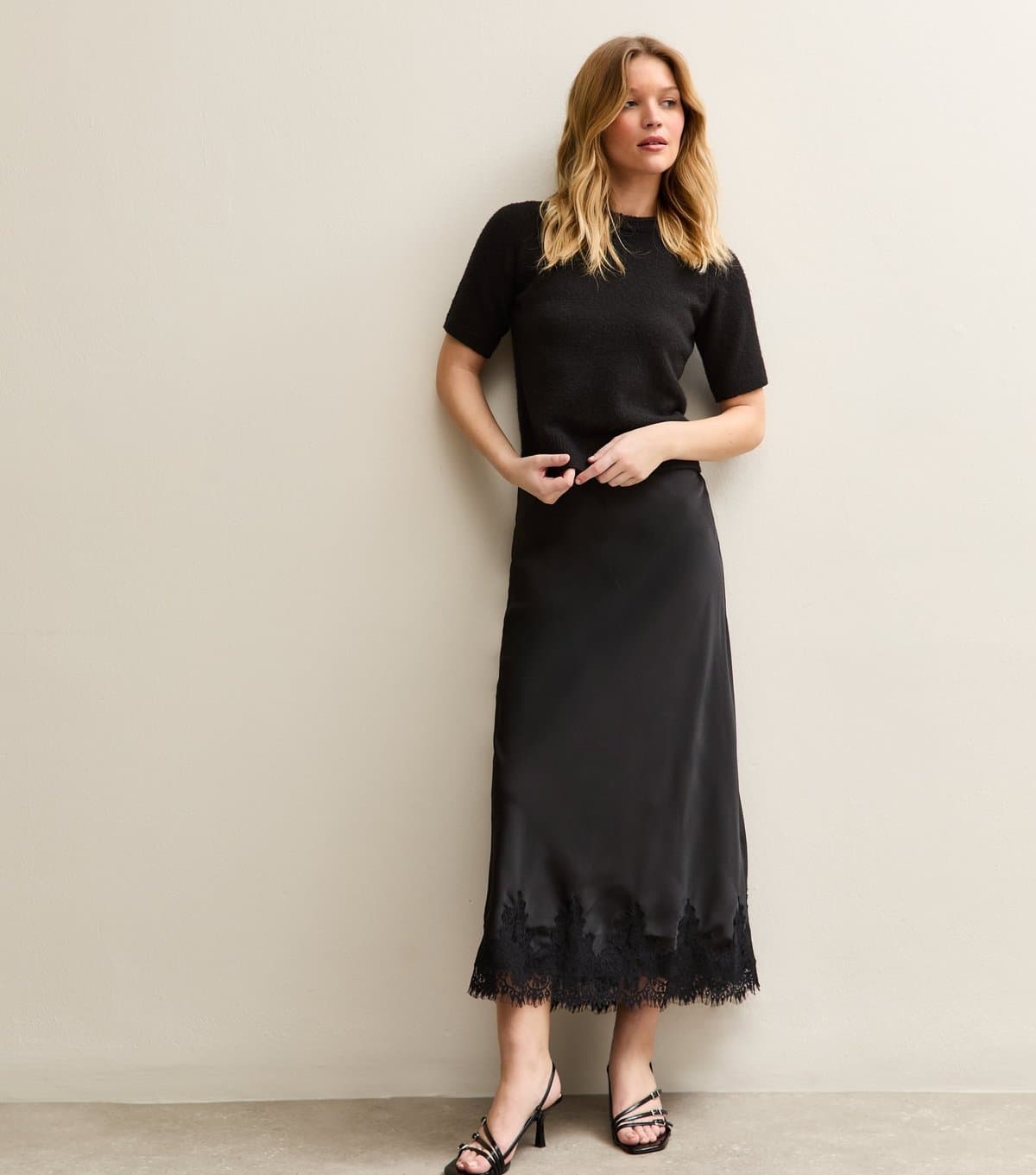 Gini London Women's Black Satin Lace Hem Midi Skirt Gini London New Look