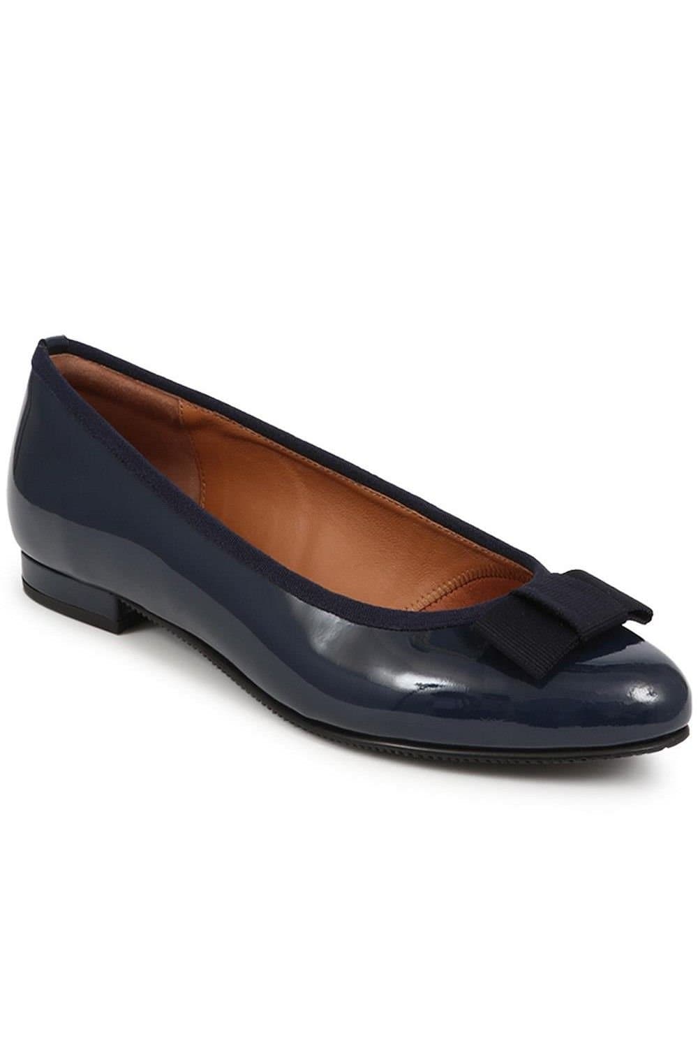 Jones Bootmaker Jones Bootmaker Women's Soleil Wide Leather Ballet Pumps in Navy