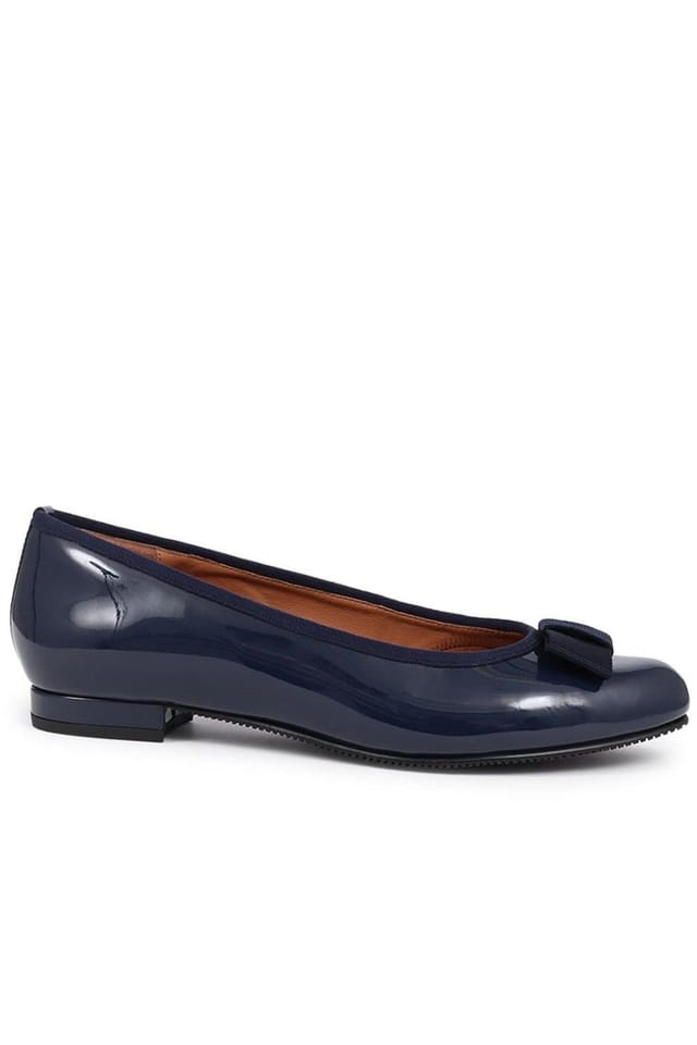 Jones Bootmaker Jones Bootmaker Women's Soleil Wide Leather Ballet Pumps in Navy - 2