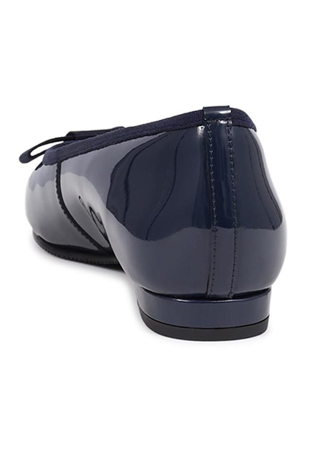 Jones Bootmaker Jones Bootmaker Women's Soleil Wide Leather Ballet Pumps in Navy - 3