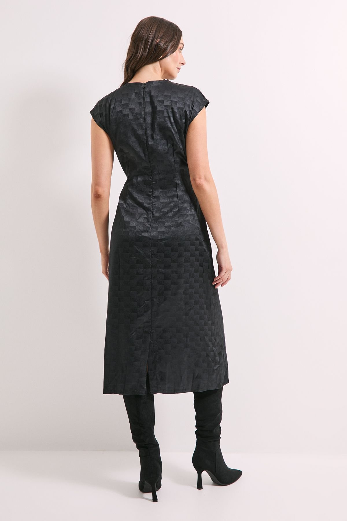 Principles Principles Women's Ruched Front Satin Jacquard Keyhole Detail Midi Dress in Black - 3