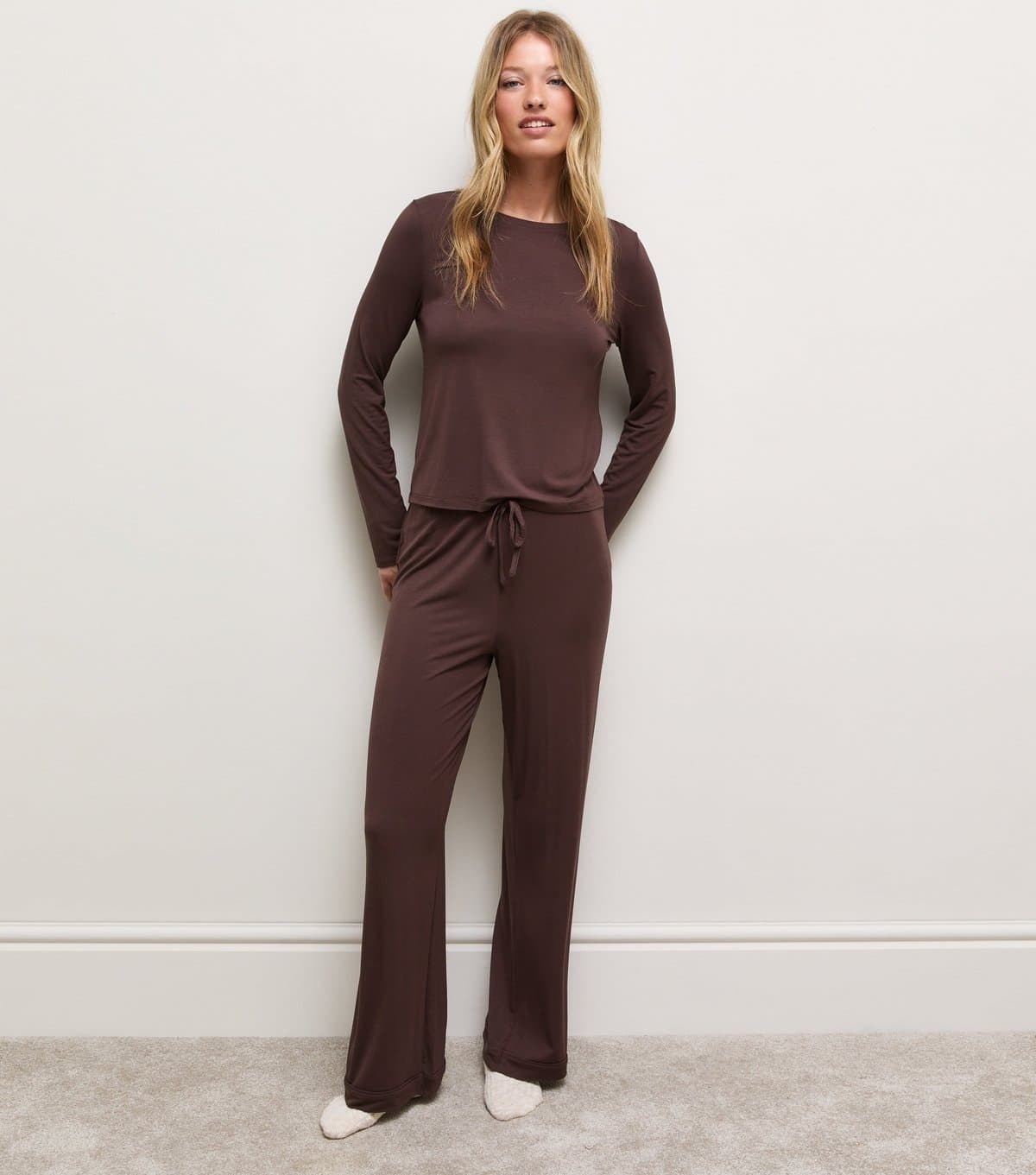 New Look Women's Dark Brown Jersey Long Sleeve Top and Trousers Set New Look