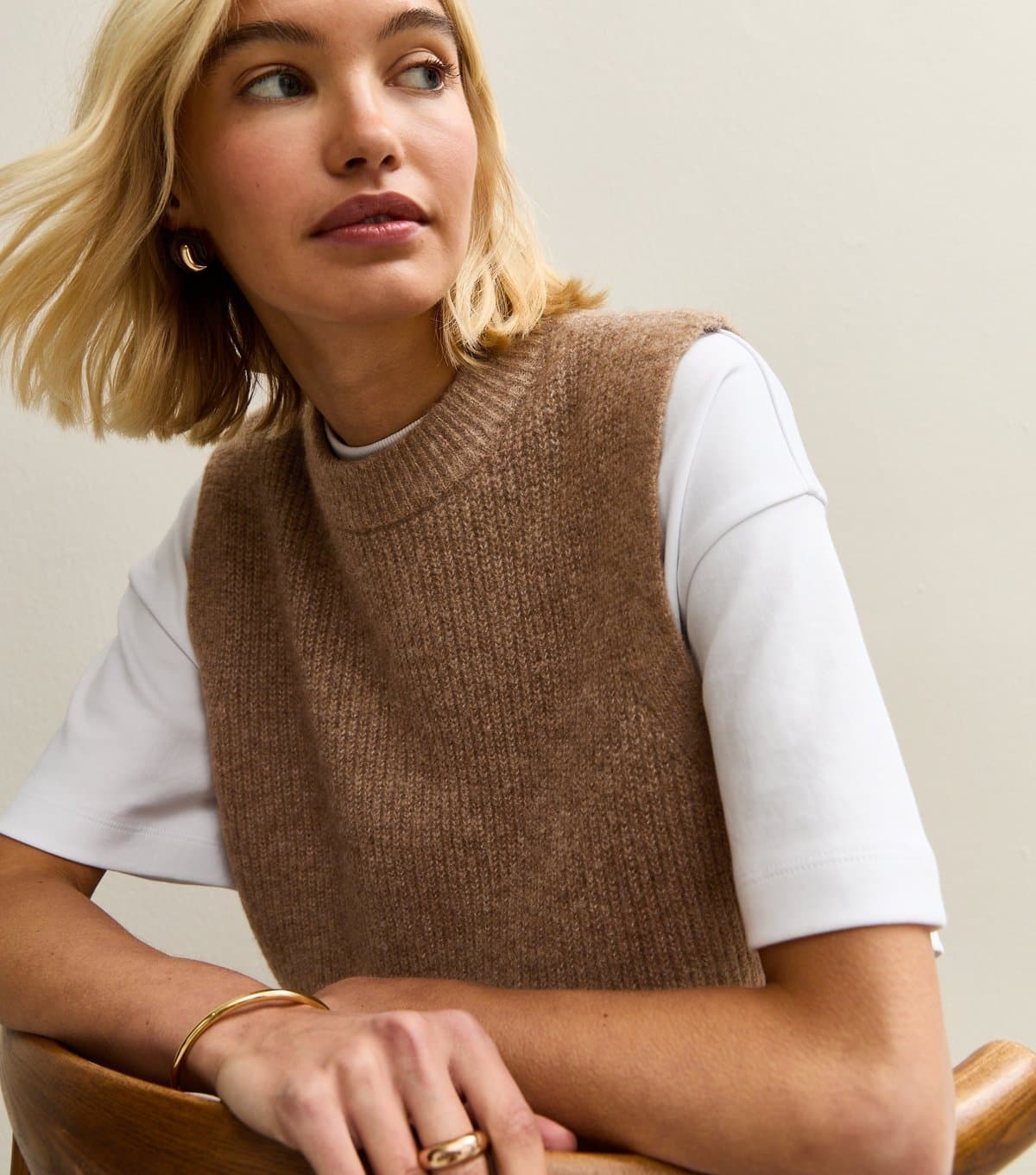 New Look Women's Dark Mink Ribbed Crew Neck Vest New Look