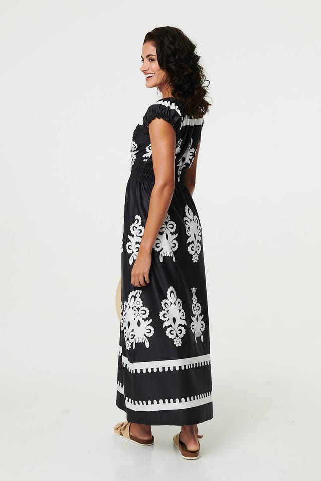 Izabel London Izabel London Women's Ikat Print Ruched Cap Sleeve Maxi Dress in Black - 3