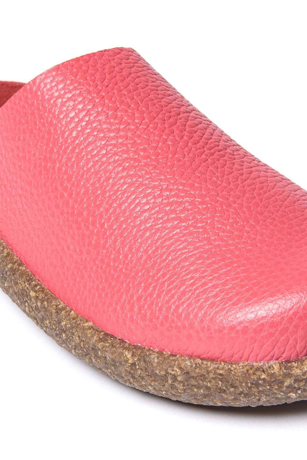 Moshulu Moshulu Women's 'Pevensey' Unlined Leather Clogs in Raspberry - 3