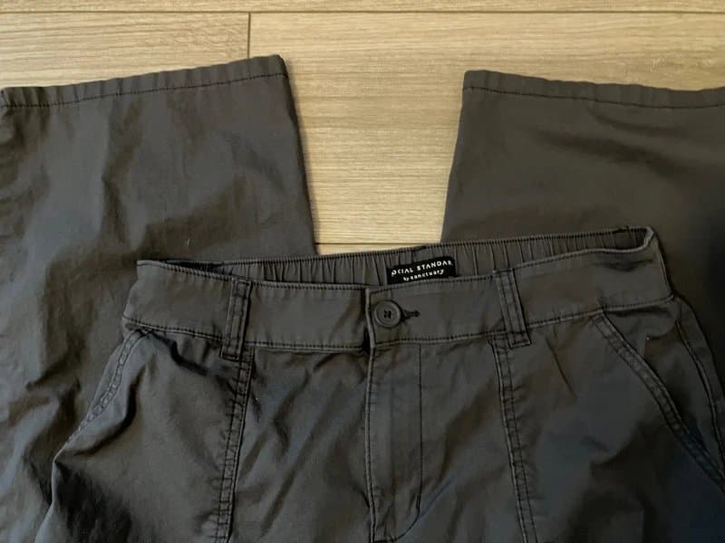 Sanctuary Social Standard by Sanctuary Cargo Crop Pants Womens Medium, Gray Gorpcore