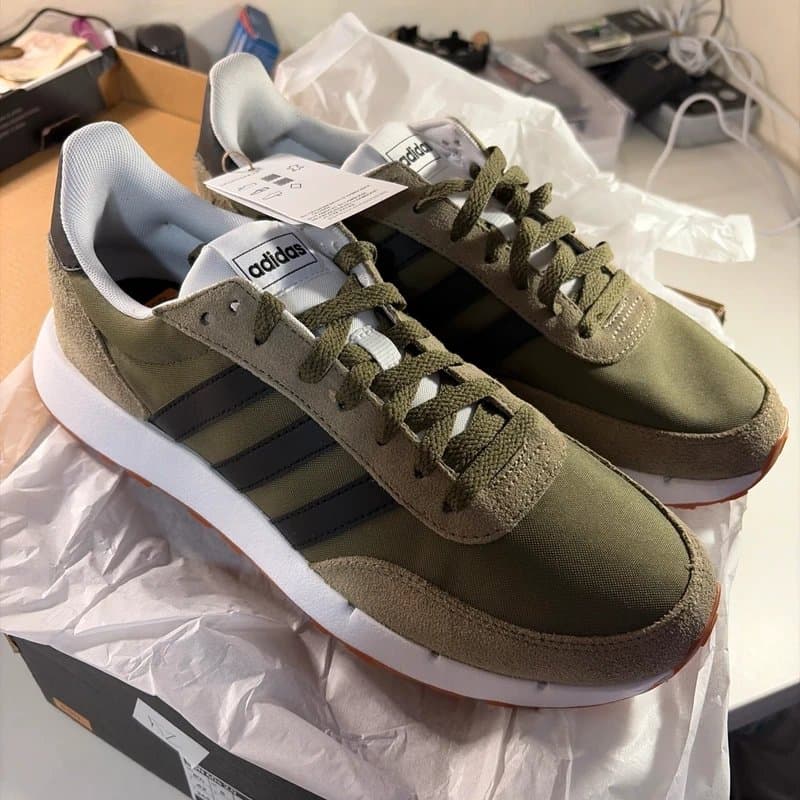 adidas adidas Run 60s - Brand New Fully Boxed - Green/Black - UK 8 (US 8.5) (EU 42)