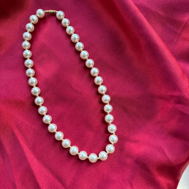 The Colourful Aura The Colourful Aura Women's Large Ivory Lightweight White Round Pearl Bridesmaid Statement Choker Necklace - 2