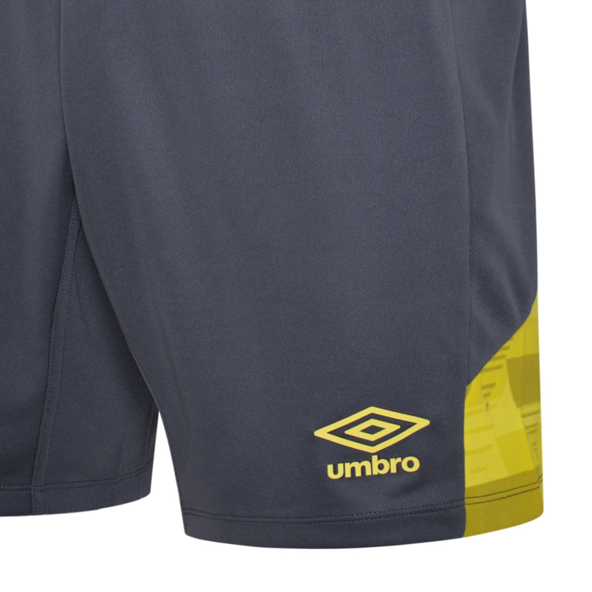 Umbro Umbro Men's Vier Shorts in Mid Grey - 3
