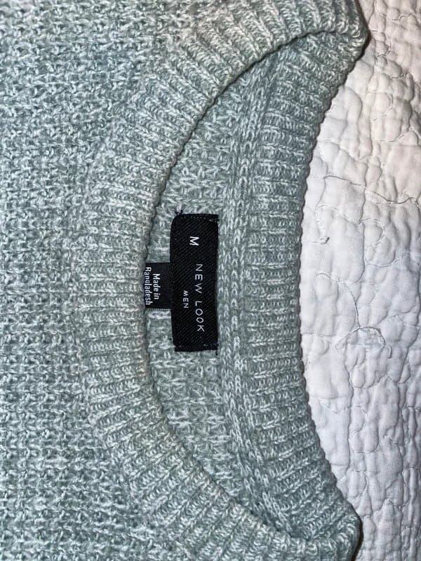 New Look Men’s New Look grey knitted Jumper medium