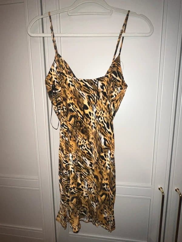 Bershka Bershka leopard print mini satin slip dress