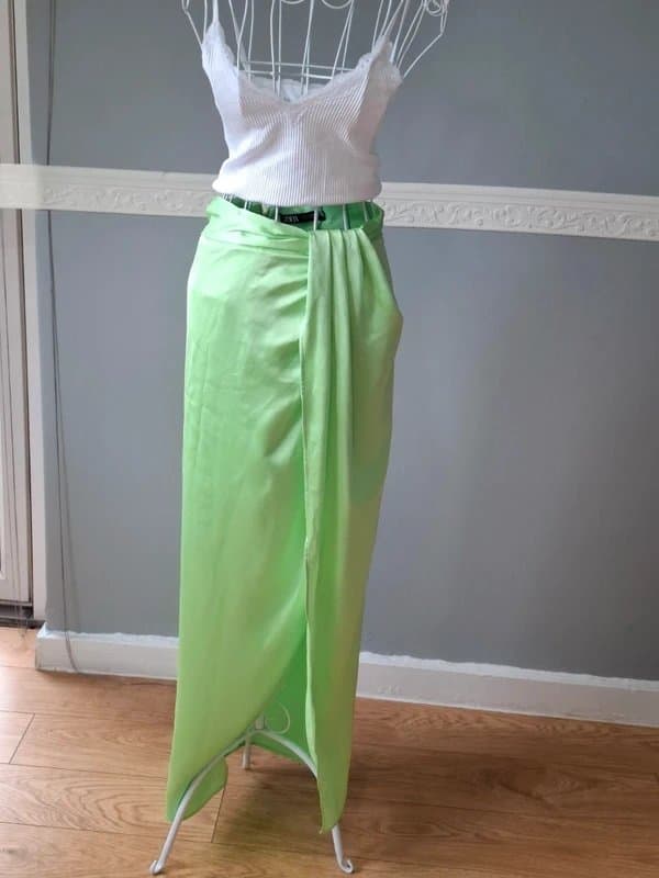 Zara Zara Lime Green Satin Wrap-Style Skirt – Size S (New Without Tags)