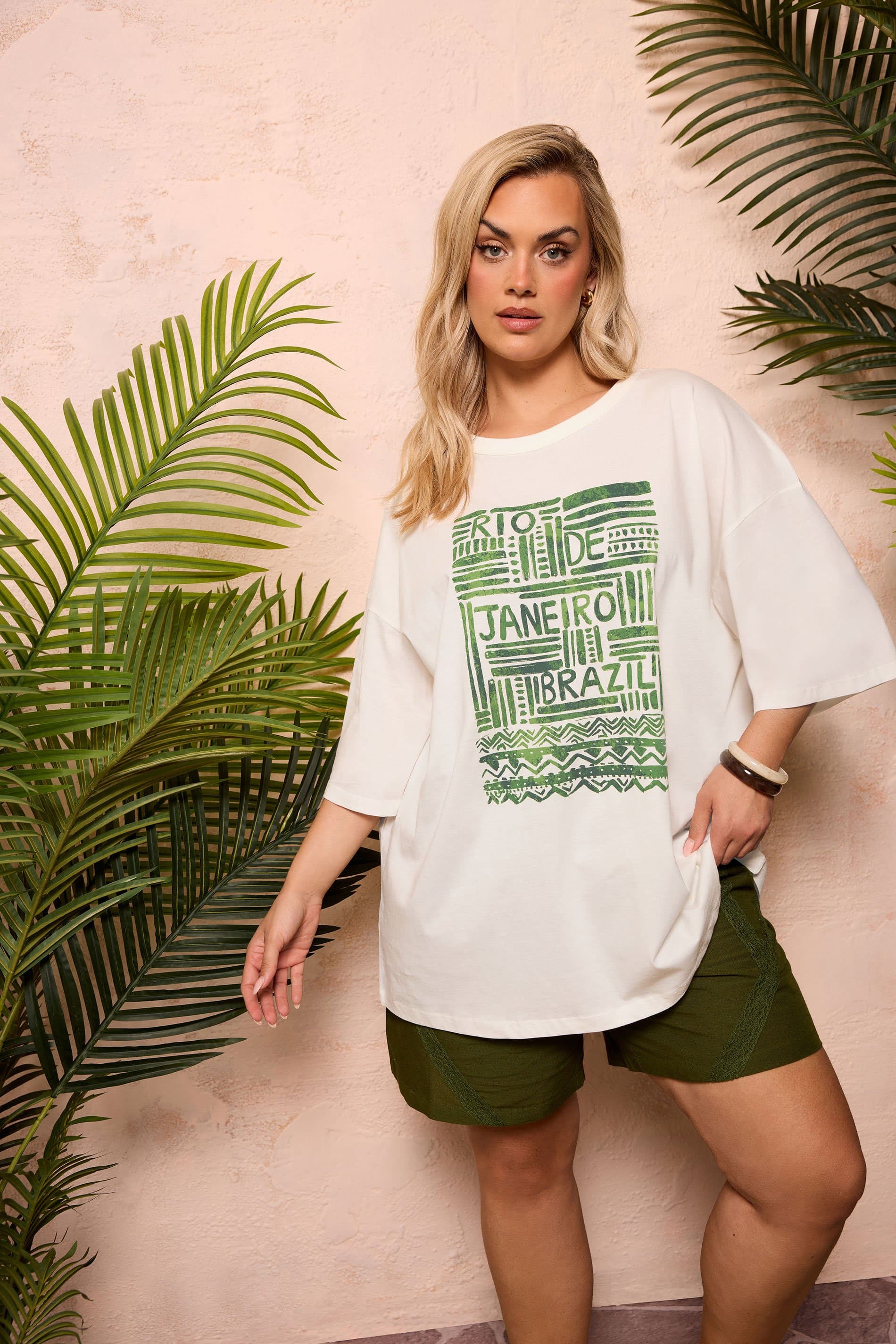 Yours Plus Size Cream 'Rio' Abstract Boxy Tshirt