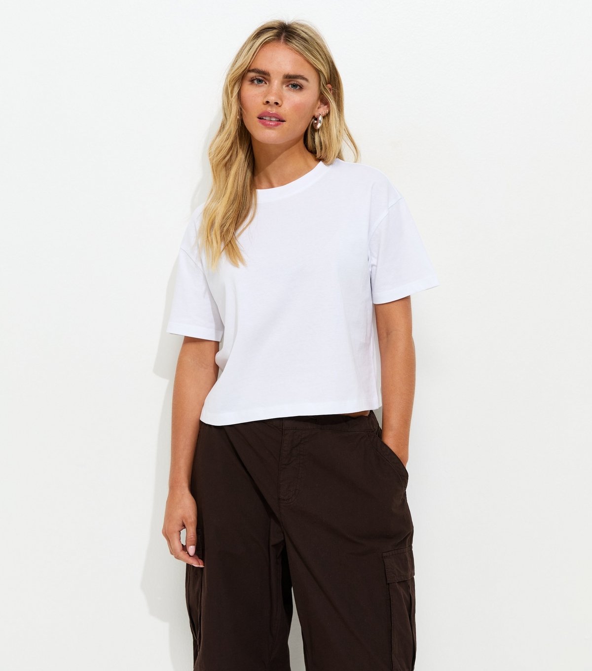 New Look Women's Petite White Boxy Fit T-Shirt New Look - 2