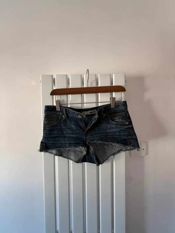 Topshop Moto Topshop Moto Denim Shorts - Dark Wash Low Rise Raw Hem Cut Offs