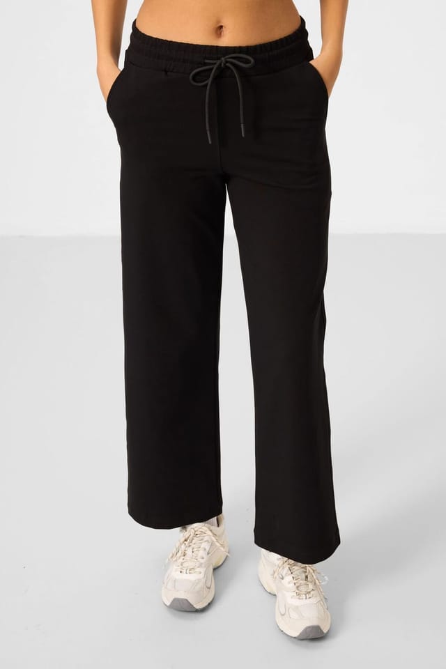 Tommy Life Tommy Life Women's Fleece Tracksuit Set in Black - 2