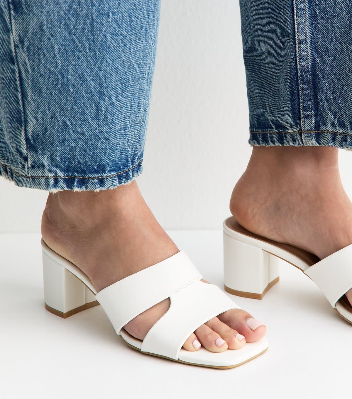 New Look Women's White Faux Leather Cut Out Strap Block Heel Mules Vegan New Look